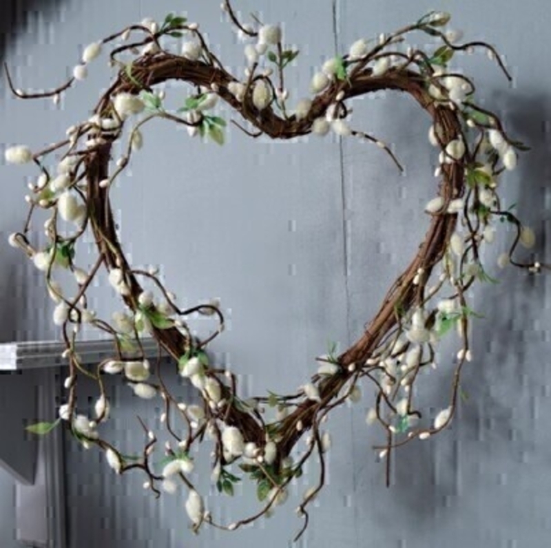 Artifical Pussy Willow twig wreath by Bloomsbury. Would look lovely hanging on a door or wall. For realistic artifical and silk flowers Bloomsbury is second to none.